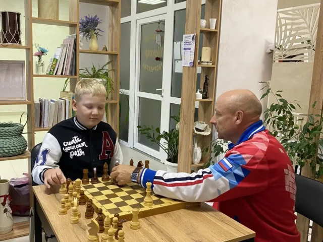 Шахматы в Заводоуковске: занятия для детей и взрослых с тренером